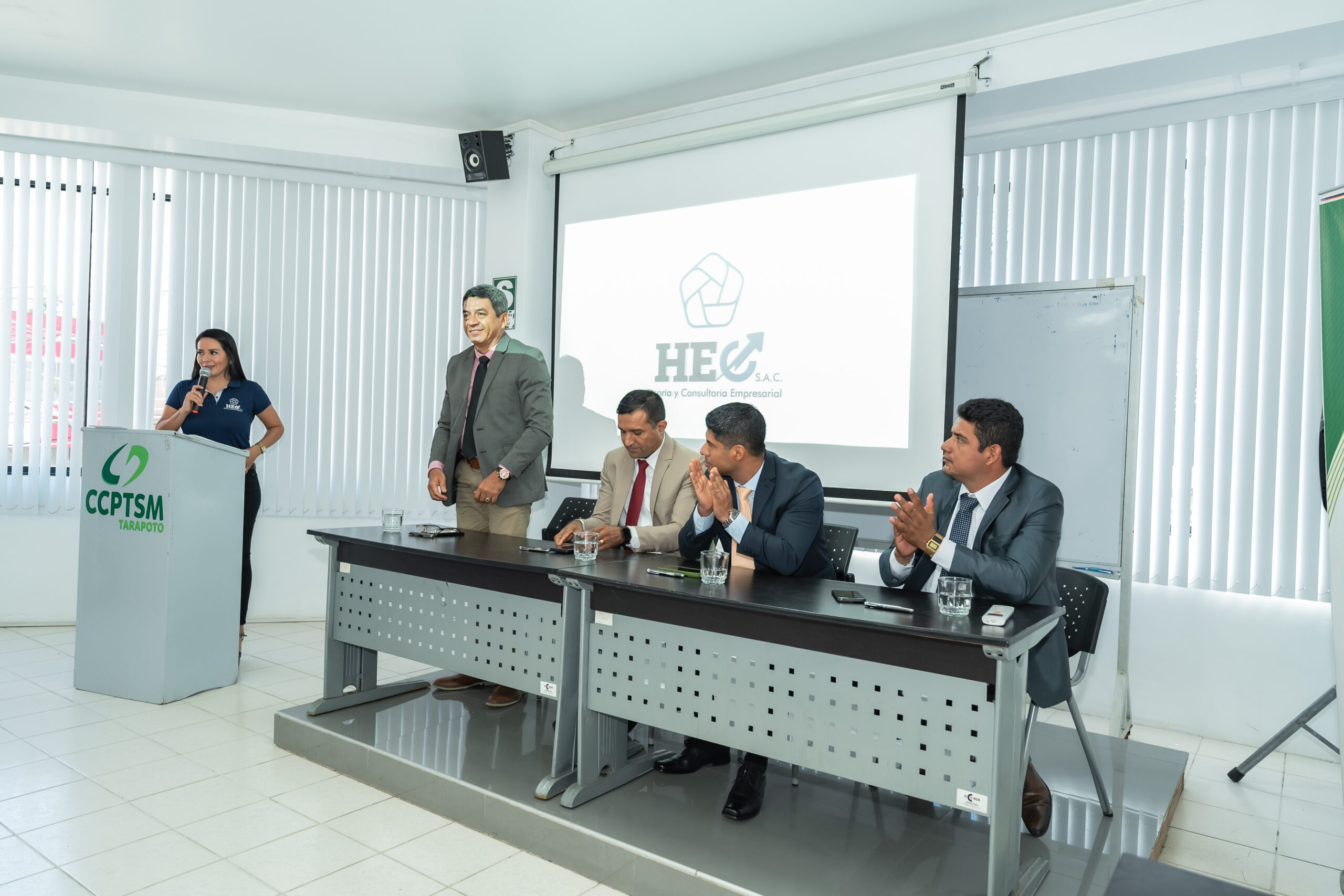 002 Lanzamiento de Marca HEO